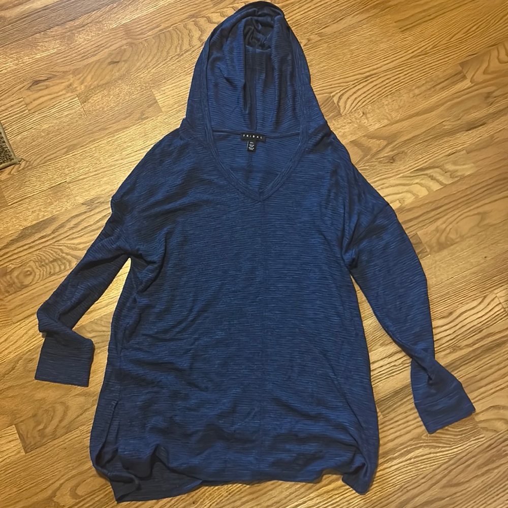 Hooded Tribal long sleeve lightweight sweater